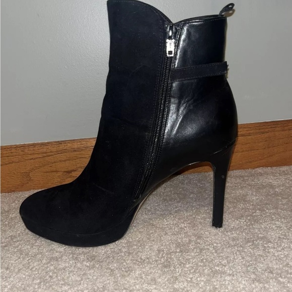 H&M Black Suede Stiletto Booties- Size 10 - Picture 4 of 6